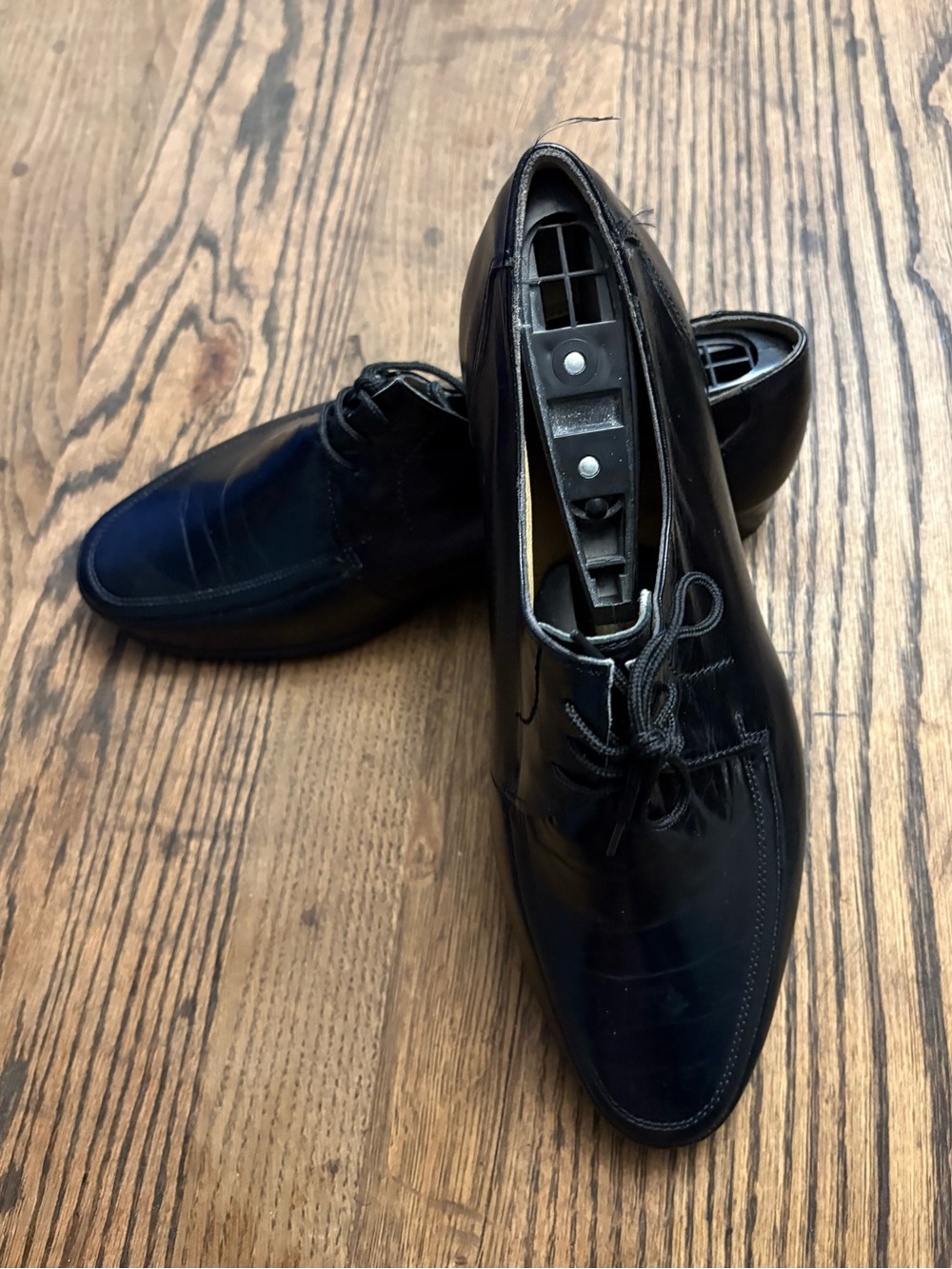 Pierre Cardin Black Leather Lace-Up Oxfords